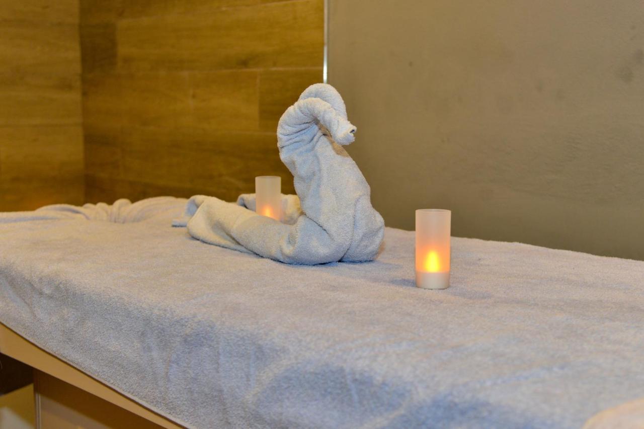 Zeynel Hotel Antalia Esterno foto